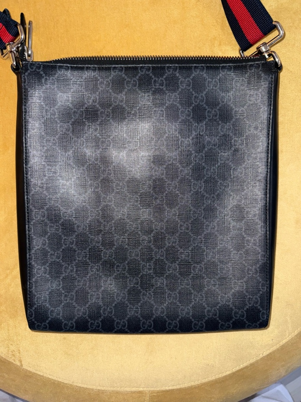Pristine Condition Gucci Black Canvas Messenger Bag - Picture 3 of 9